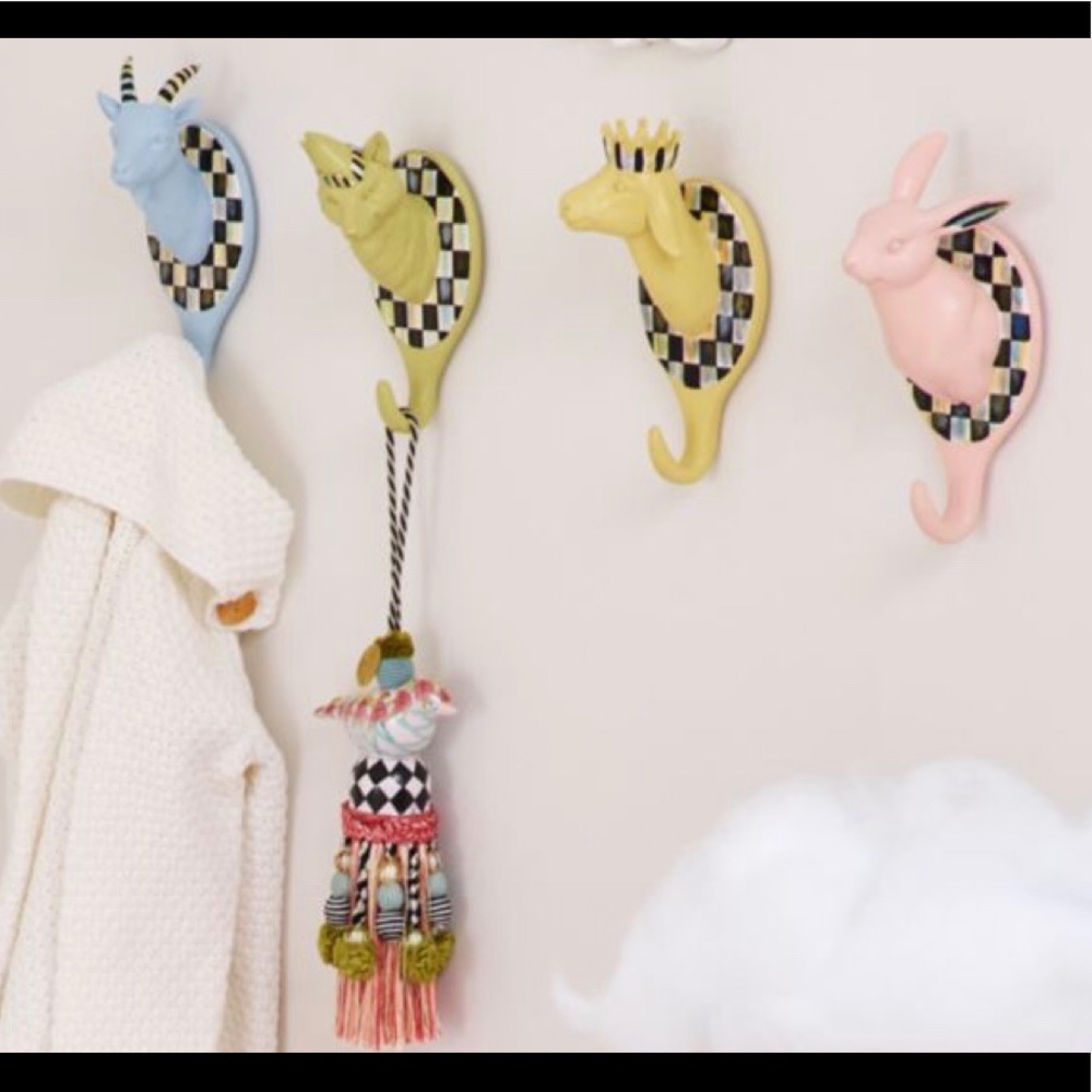 Mackenzie Child’s Animal friends hooks (set of 4)
